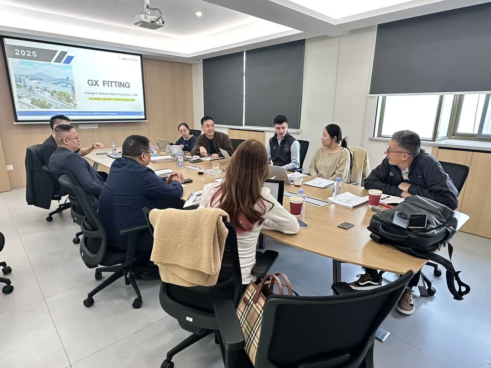 Delegasi Pelanggan Mengunjungi Kilang Kami untuk Pertukaran Teknikal dan Kerjasama