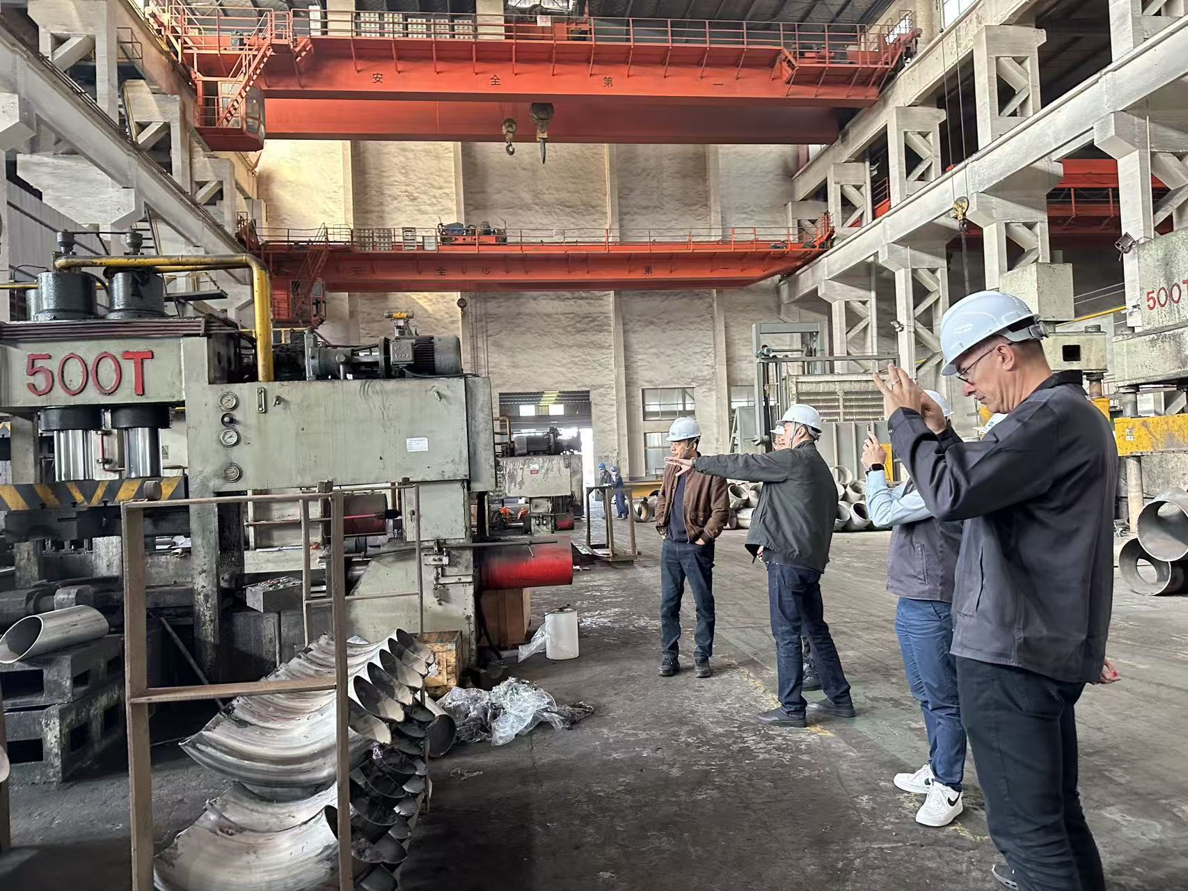 Lawatan Pelanggan Membawa kepada Perjanjian Pesanan Baharu